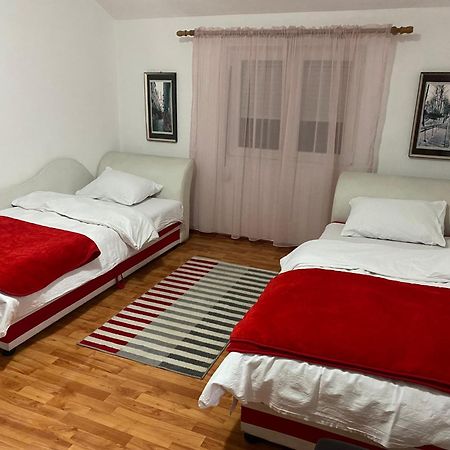 Apartmani Breze Podgorica Exteriér fotografie